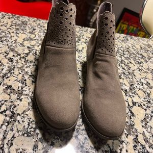 Ankle suede booties never been worn